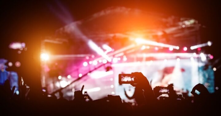 koncert-tribute-pink-floyd-na---ywo-w-mazurach-ju--auto-1828